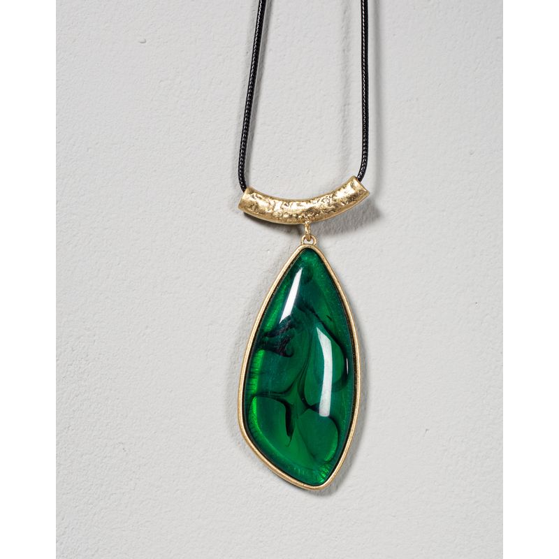 Colier-cu-piatra-verde