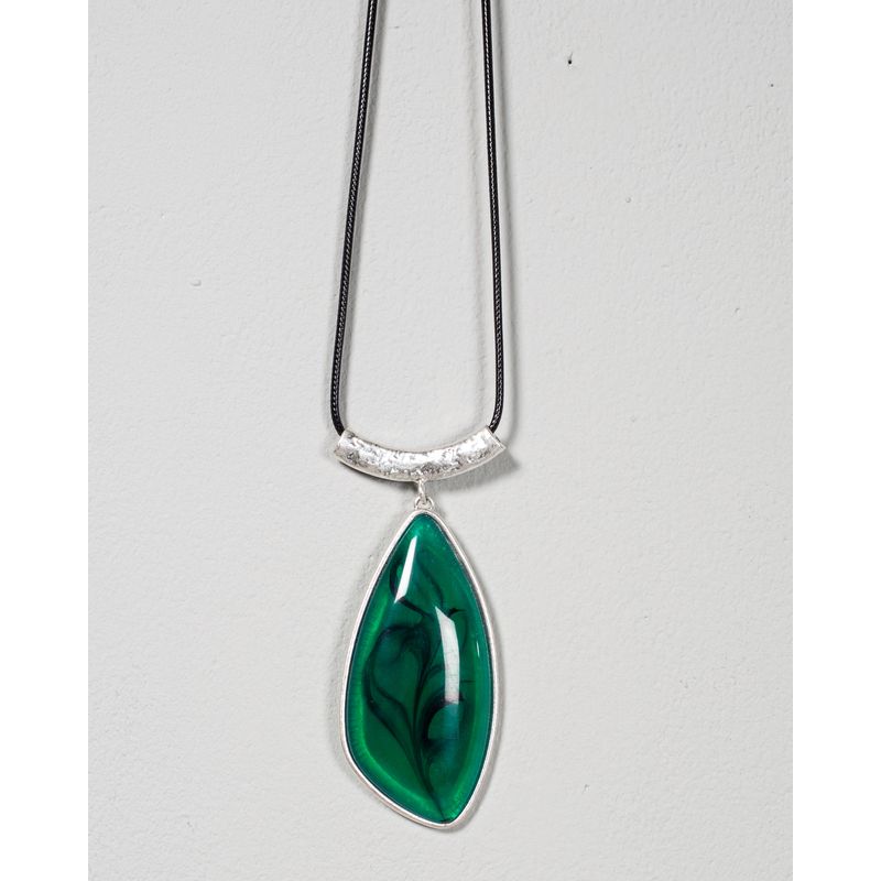 Colier-cu-piatra-verde