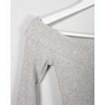 Bluza-din-tricot-fin-cu-un-umar-gol-25TEK01109