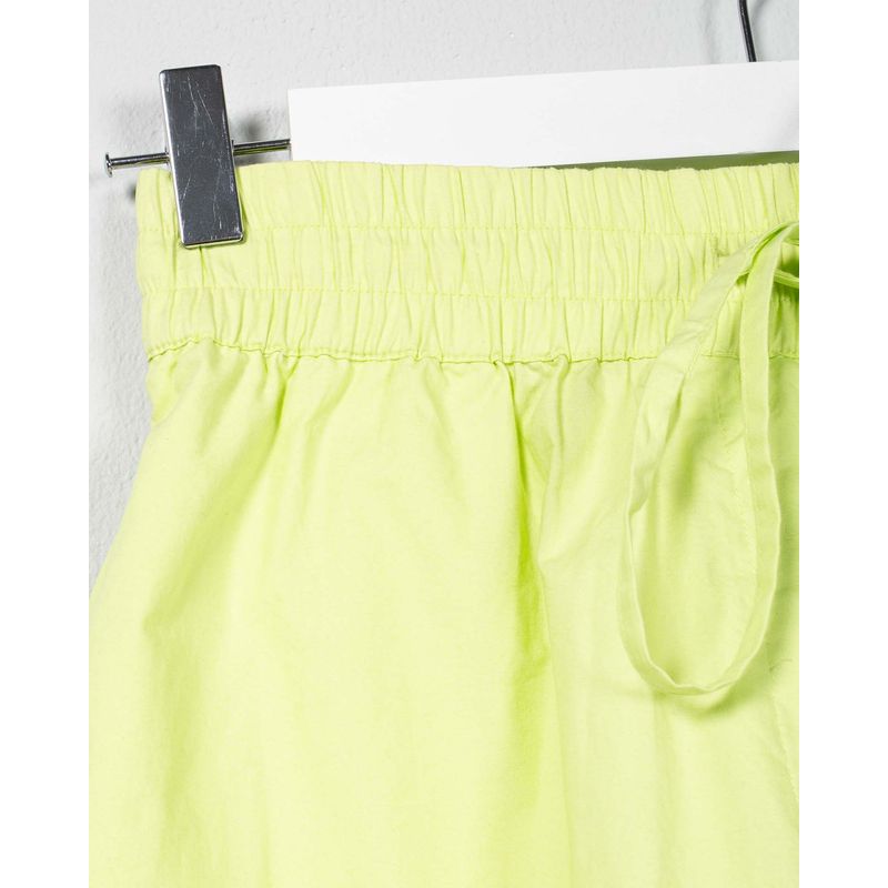 PANTALONI-SCURTI-PENTRU-FEMEI-24SDP01104