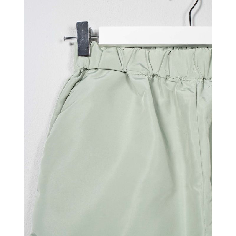 PANTALONI-SCURTI-PENTRU-FEMEI-24SDP01109