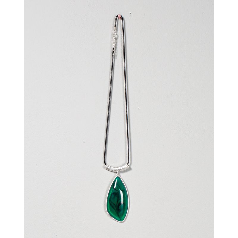 Colier-cu-piatra-verde