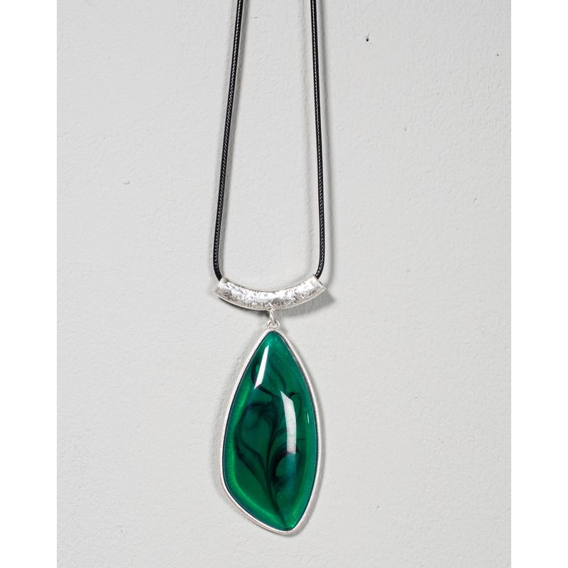 Colier-cu-piatra-verde