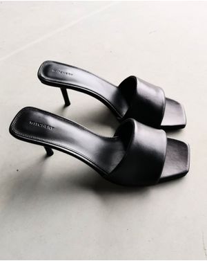 Sandale negre din piele naturală cu toc subțire