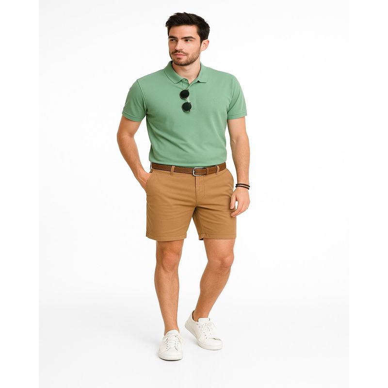 green_polo_model_1520x1900