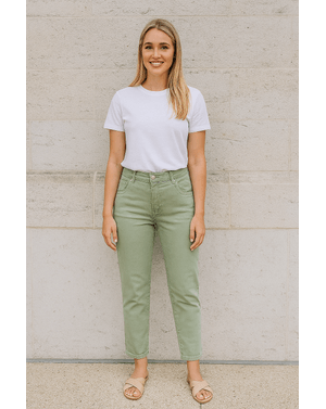 Pantaloni damă – moderni, comozi și sustenabili25ALN11014