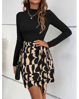 Rochie scurtă cu top mulat și fustă cu print grafic – Smart Contrast 25MEX11060