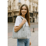 ChatGPT-Image-7-aug.-2025-18_37_38