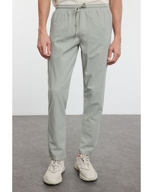 PANTALONI BARBATI TRENDYOL MAN