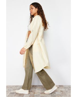 Jachetă lungă anti vânt cu glugă 25KKW03408