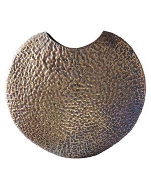 Vază decorativă din metal, aurie, cu textură reliefată 25TAI62001