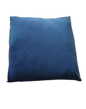 Pernă decorativă albastră cu textură striată M56A1201021