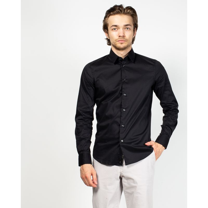 Camasa-slim-fit-cu-maneca-lunga-si-nasturi