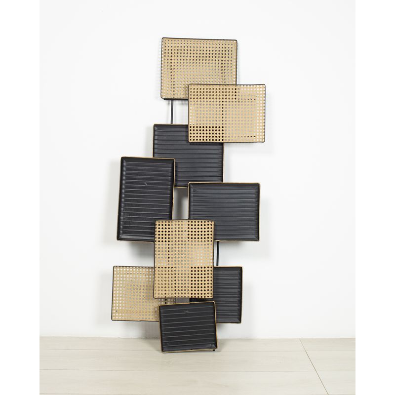 Decoratiune-de-perete-din-metal