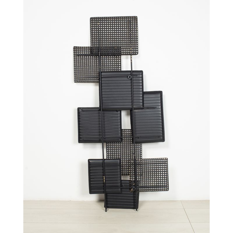 Decoratiune-de-perete-din-metal