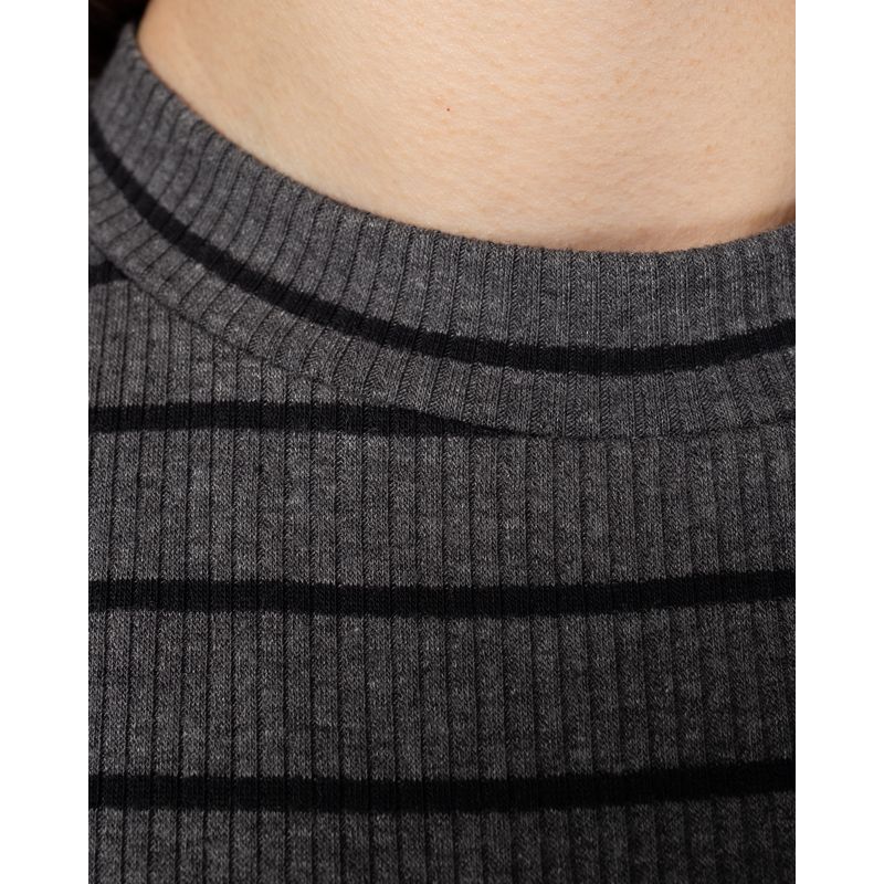 Rochie-fara-maneci-in-dungi