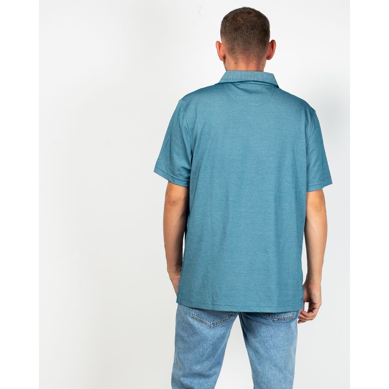 Tricou-simplu-cu-guler