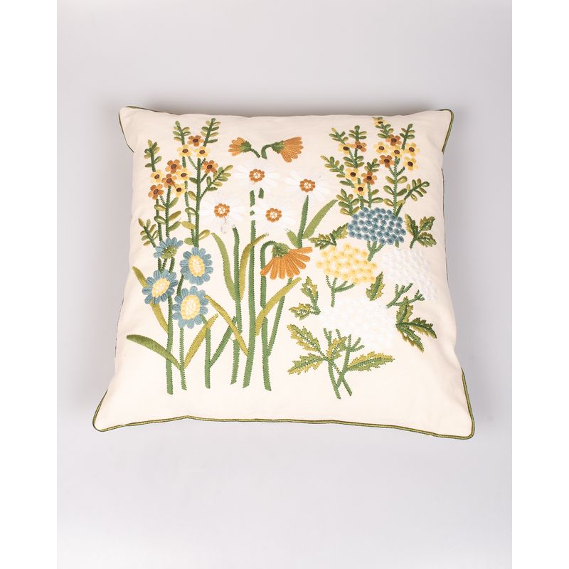 Perna-decorativa-cu-flori-brodate