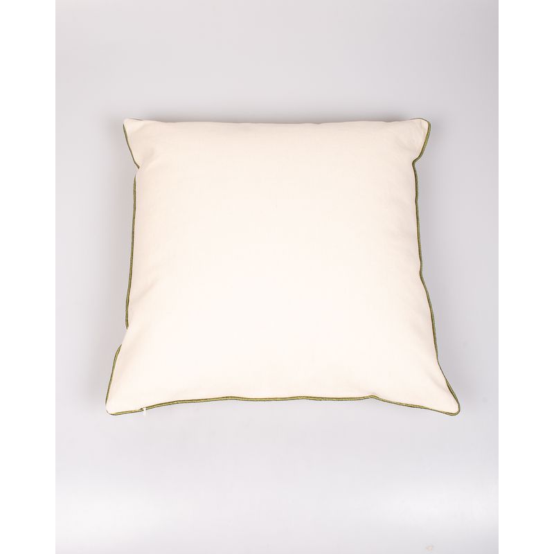 Perna-decorativa-cu-flori-brodate